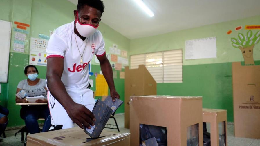 PRM y aliados consiguen los votos en el exterior para los siete diputados de ultramar