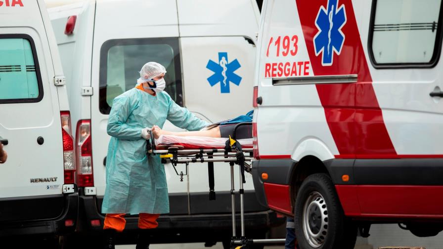 Escalada de muertos por COVID-19 en Brasil: récord de 2,841 en 24 horas 