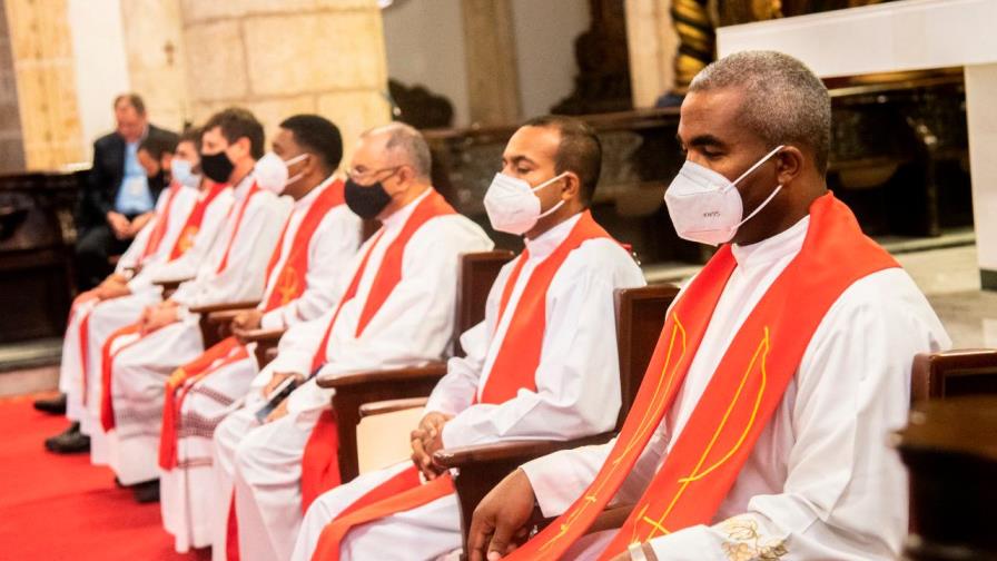 Iglesia católica exhorta a valorar a aquellos policías que “pasan crujía”