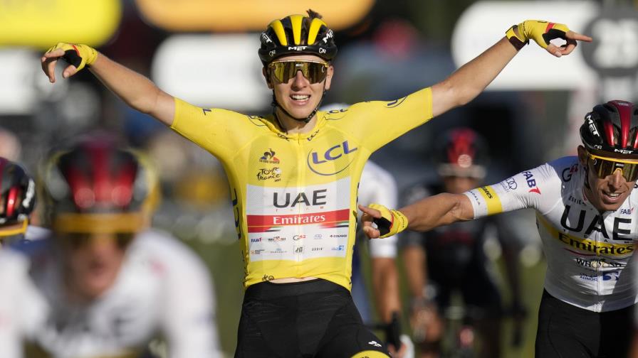 Pogacar gana el Tour por 2do año en fila; Carapaz es 3ro