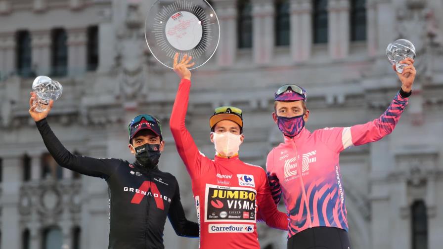 Roglic vuelve a festejar en la Vuelta a España