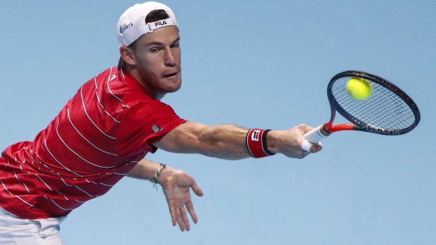 Medvedev avanza; argentino Schwartzman queda fuera de Copa Masters; Djokovic pierde
