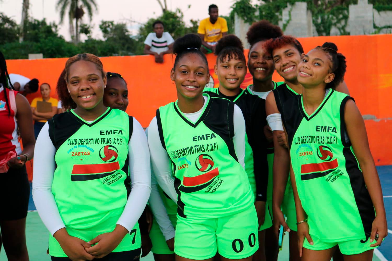 El equipo de voleibol de la comunidad de Frías, Don Juan. 
