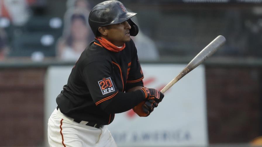 Gigantes derrotan a Rangers 7-3 pese a lesión de Smyly
