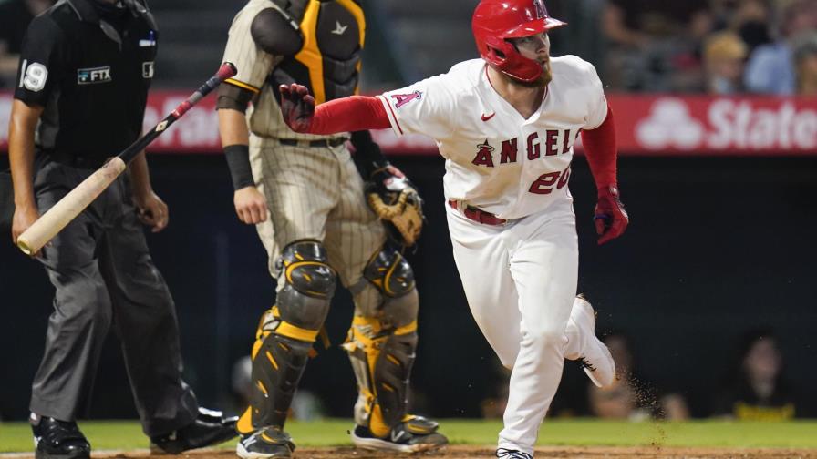 Upton y Ohtani logran hitos, Angelinos ganan 10-2 a Padres