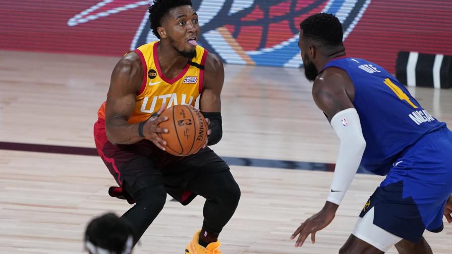 Mitchell anota 51 puntos y el Jazz vence 129-127 a Denver Mitchell anota 51 puntos y el Jazz vence 129-127 a Denver