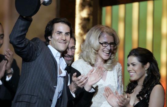 Muere Silvio Horta, creador de la exitosa serie “Ugly Betty”