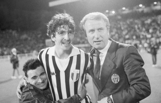 Muere Rossi, héroe del Mundial 1982 ganado por Italia
