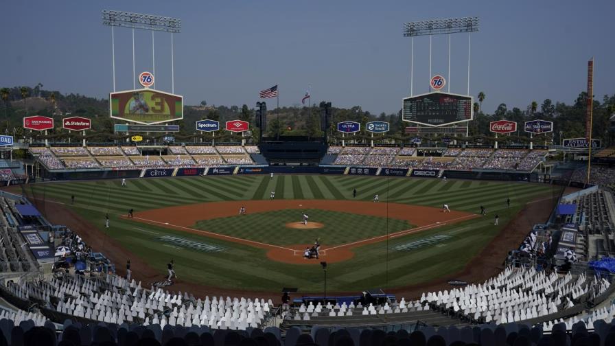 Greinke dice que prefiere jugar sin público en estadios