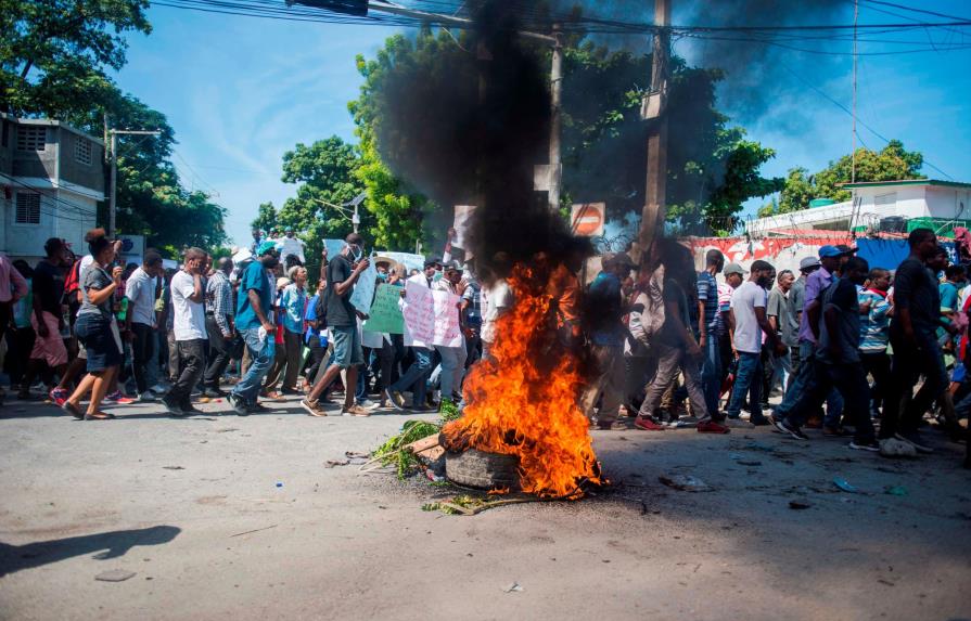 La ONU denuncia 42 muertos tras siete semanas de protestas en Haití