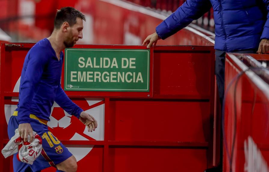 Sevilla le amarga el partido 900 a Messi; gana en Copa
