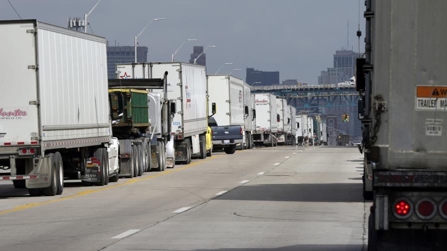 Reabren puente Canadá-EEUU tras pesquisa sobre explosivos Reabren puente Canadá-EEUU tras pesquisa sobre explosivos