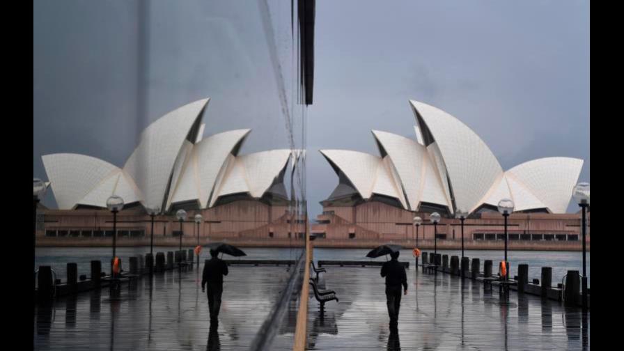 Sídney endurece cierre ante persistente brote de coronavirus en Australia