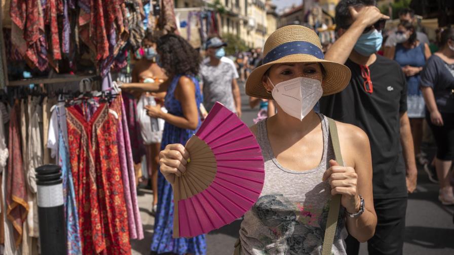 España: Evacúan a cientos por fuegos en plena ola de calor