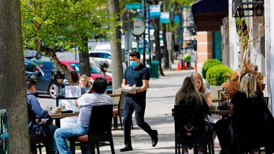 Unos 300.000 trabajadores vuelven a sus puestos en Nueva York en segunda fase