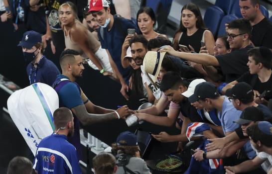 Djokovic somete a Tiafoe en Australia