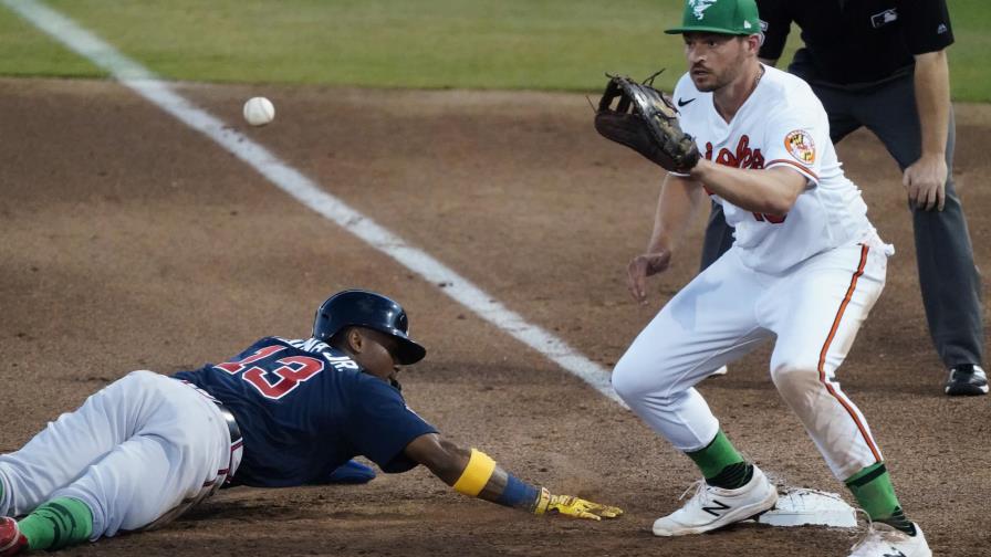 Orioles abren el 3er año de su reconstrucción con mesura