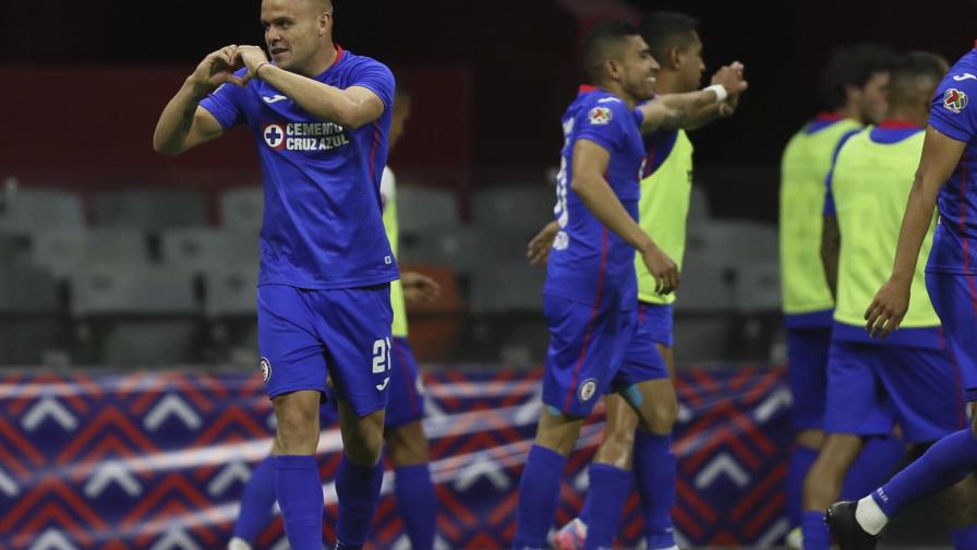 Reynoso y Cruz Azul acarician récord de triunfos en México