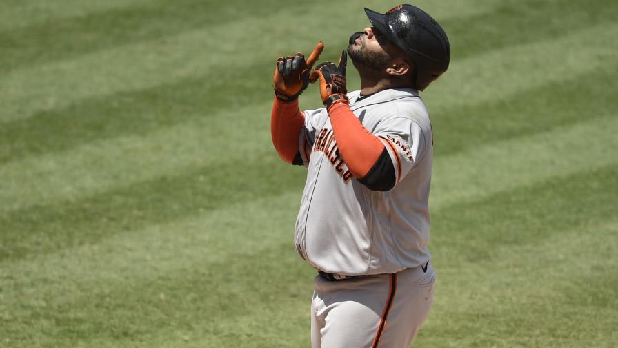Yastrzemski y Sandoval pegan jonrones en triunfo de Gigantes Yastrzemski y Sandoval pegan jonrones en triunfo de Gigantes