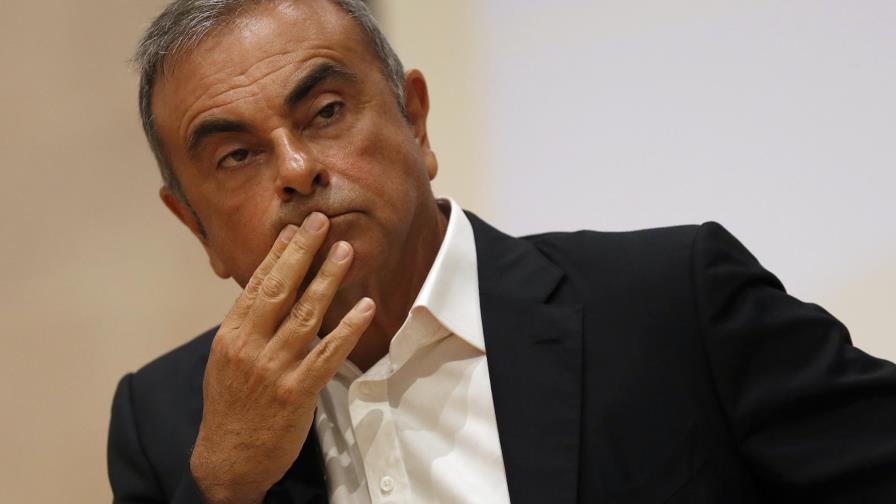 Exejecutivo dice que Nissan buscó ocultar el sueldo de Ghosn