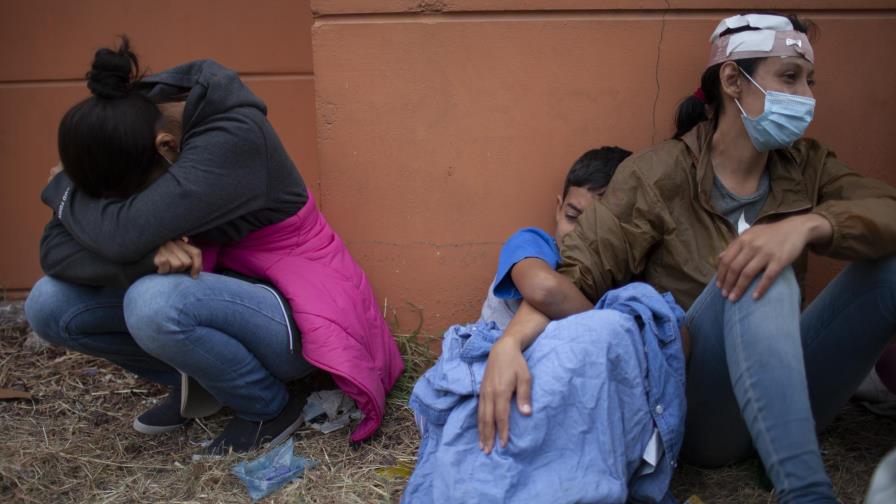 Inmigrantes y activistas temen que Biden mantenga barreras Inmigrantes y activistas temen que Biden mantenga barreras