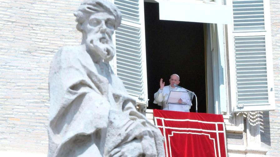 El papa sobre la Iglesia: nos asusta acompañar a gente con diversidad sexual