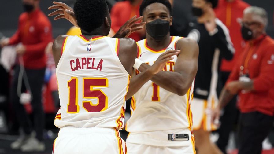 Bogdanovic y Capela guían a Hawks a triunfo ante Raptors
