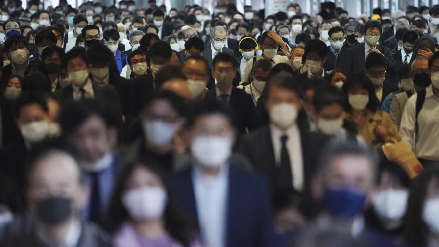 Cifra diaria de COVID-19 en Japón alcanza récord por 4to día