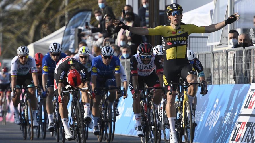 Van Aert somete a los sprinters en 1ra etapa de la Tirreno