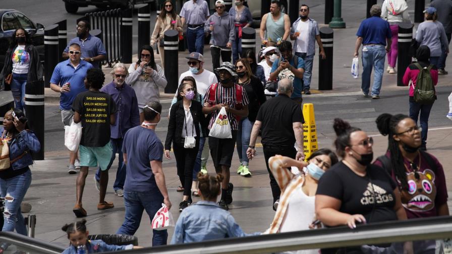 EEUU relaja uso de mascarilla para población vacunada