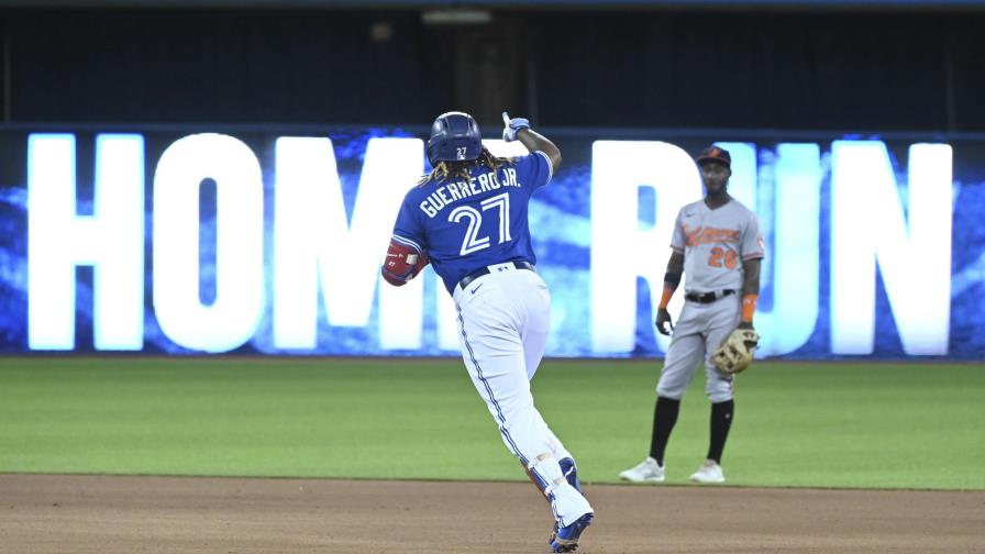 Con 2 jonrones de Guerrero Jr. Azulejos supera a Orioles