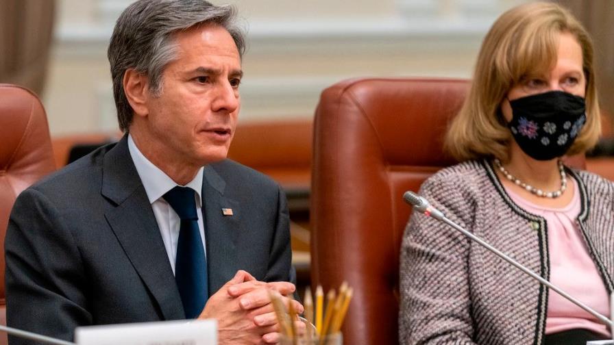 Blinken trata sobre seguridad y cambio climático con el presidente indonesio