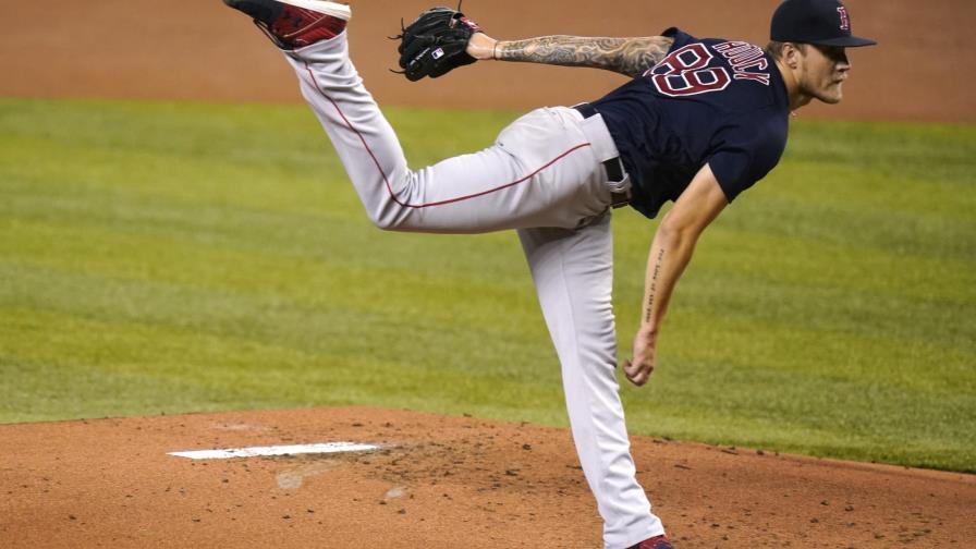 Houck gana en su debut; Medias Rojas vencen a Marlins