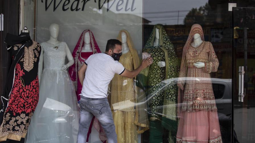 Economía de la India sufre contracción de 7,3% anual