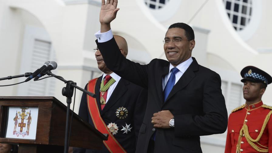 El primer ministro de Jamaica gana elecciones anticipadas