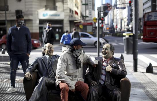 Sistema de salud de Santiago de Chile casi al límite