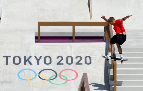 Con acto mesurado y estadio vacío, Tokio abre sus Juegos