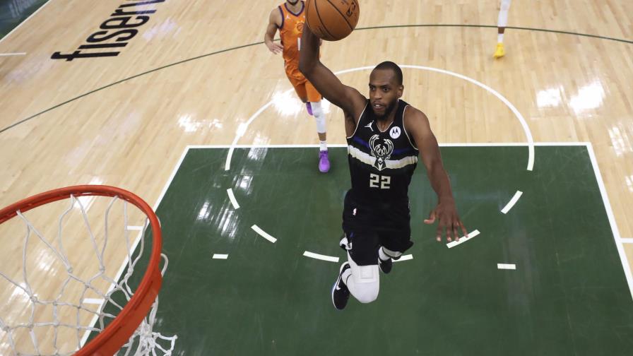 Equipo de baloncesto de EEUU deberá estar completo el sábado