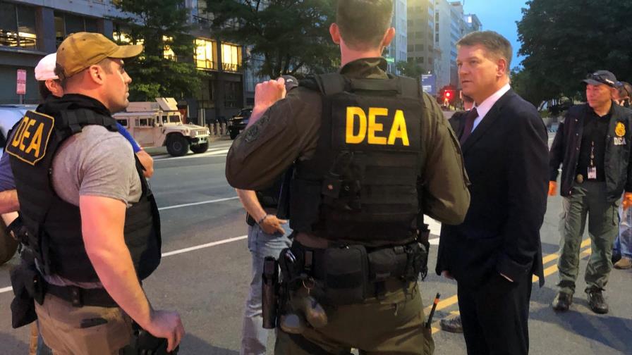 Nadie supervisa a la DEA en el lavado de dinero, concluye un informe Nadie supervisa a la DEA en el lavado de dinero, concluye un informe
