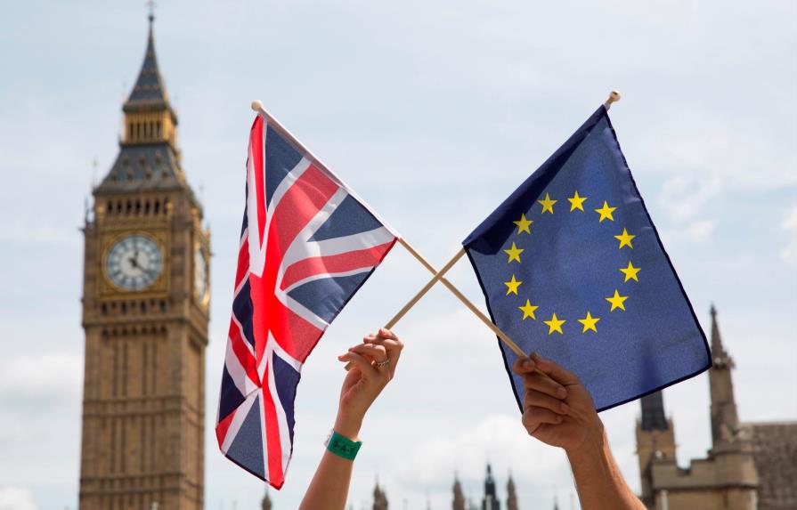 Reino Unido y la Unión Europea alcanzaron un acuerdo comercial posbrexit