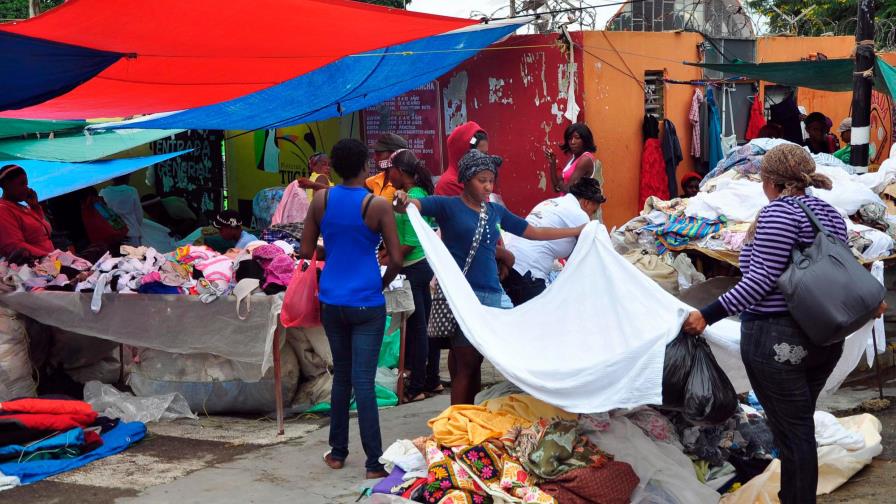 Apresan mujer que engañaba a quienes compraban ropa de paca por Instagram y Facebook Apresan mujer que engañaba a quienes compraban ropa de paca por Instagram y Facebook