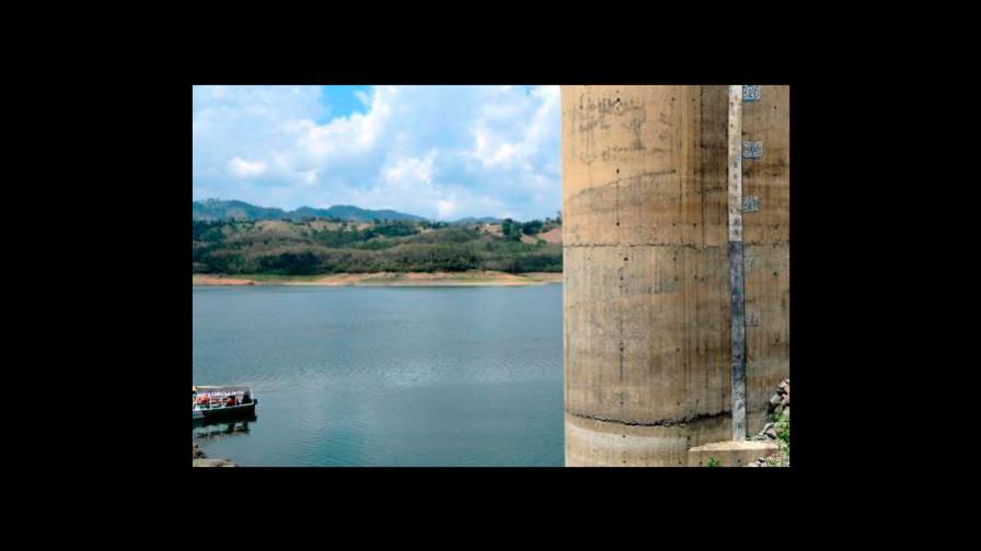 “No estamos recibiendo la suficiente cantidad de agua que necesitan los habitantes”
