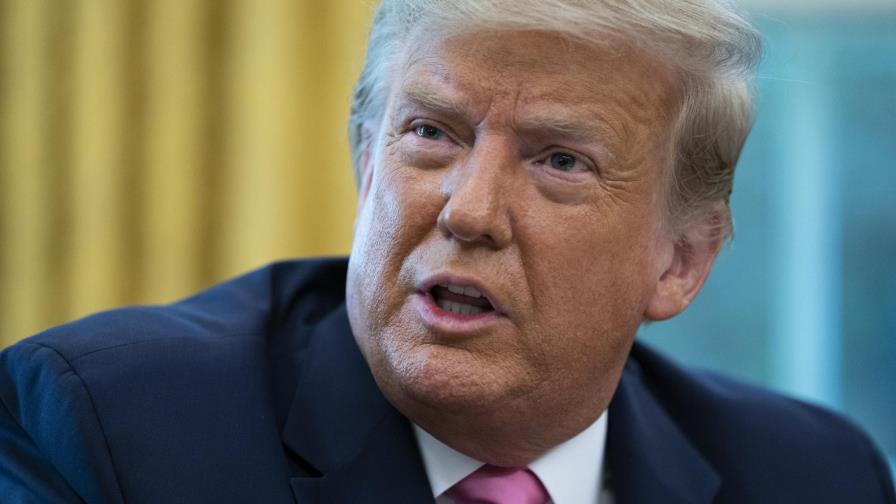 Trump retoma sesiones informativas sobre coronavirus