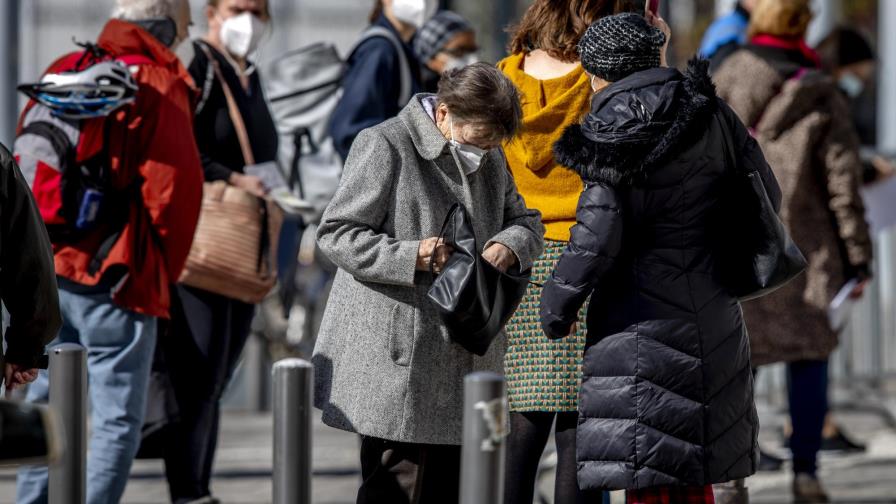 Berlín suspende de nuevo las vacunaciones de AstraZeneca
