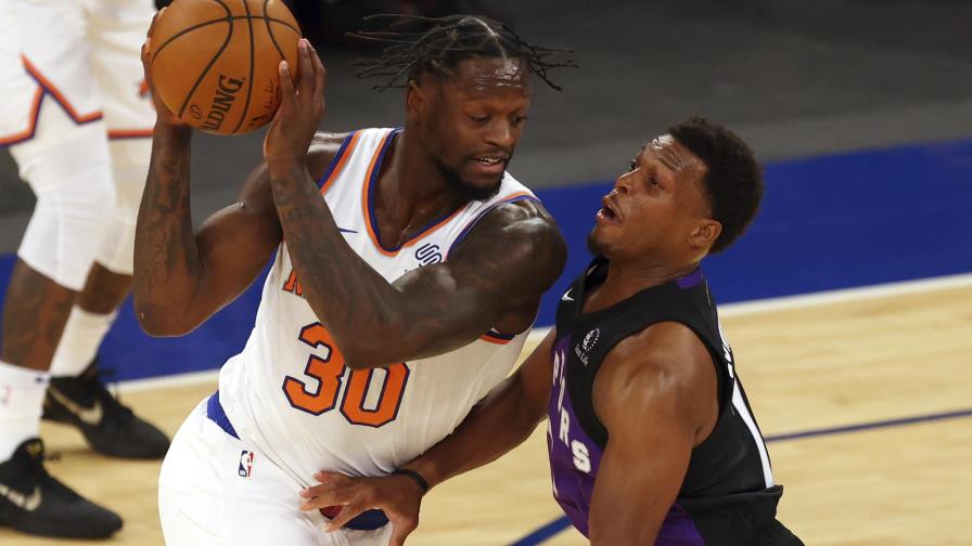 Knicks se recuperan tras perder ventaja y vencen a Raptors