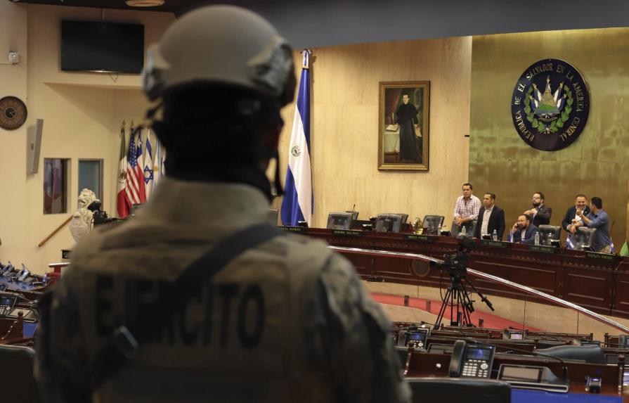¿Qué hay tras la crisis política en El Salvador?