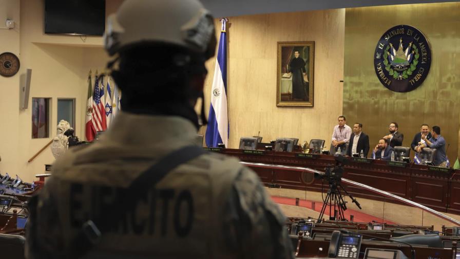 ¿Qué hay tras la crisis política en El Salvador?