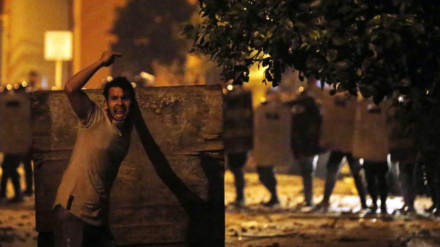 En medio de protestas, Paraguay anuncia cambios en Gabinete