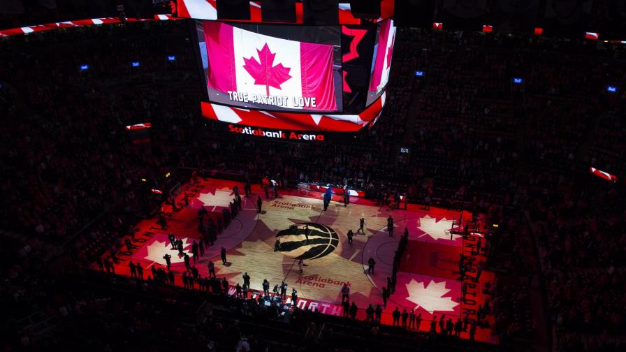 Raptors no podrán jugar en Canadá ante pandemia; van a Tampa