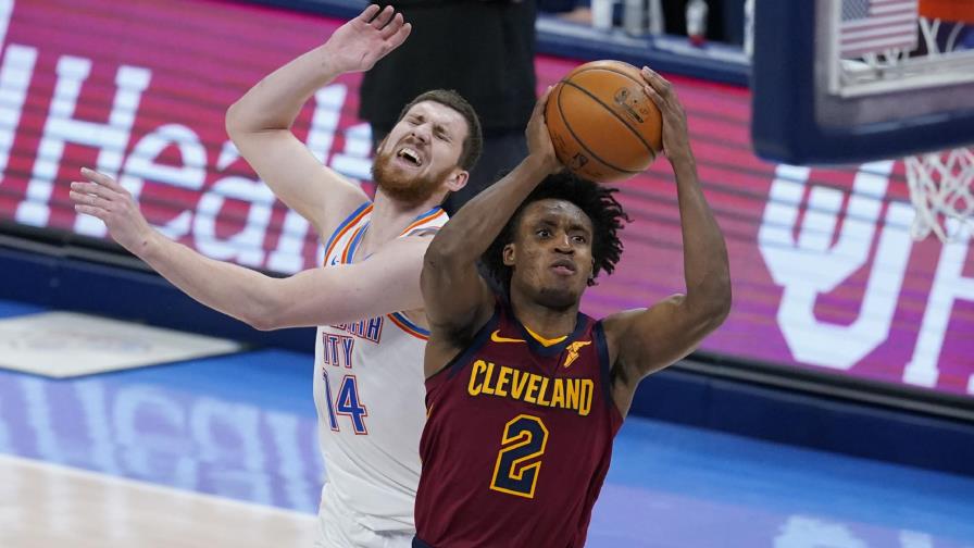 Sexton anota 27 puntos y Cavaliers vencen 129-102 a Thunder